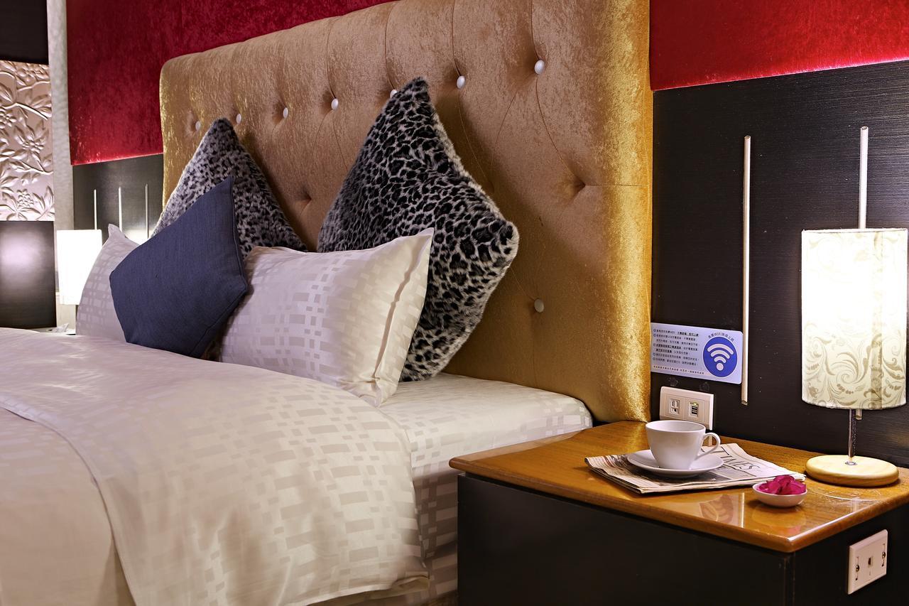 Prague Spring Boutique Motel Liucsia Kültér fotó
