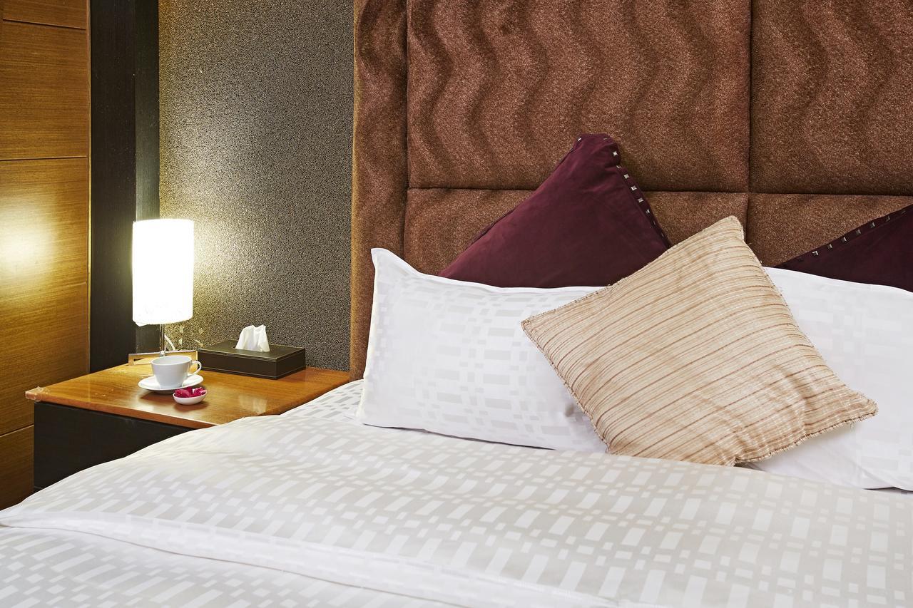 Prague Spring Boutique Motel Liucsia Kültér fotó