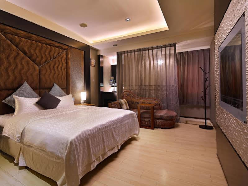 Prague Spring Boutique Motel Liucsia Kültér fotó