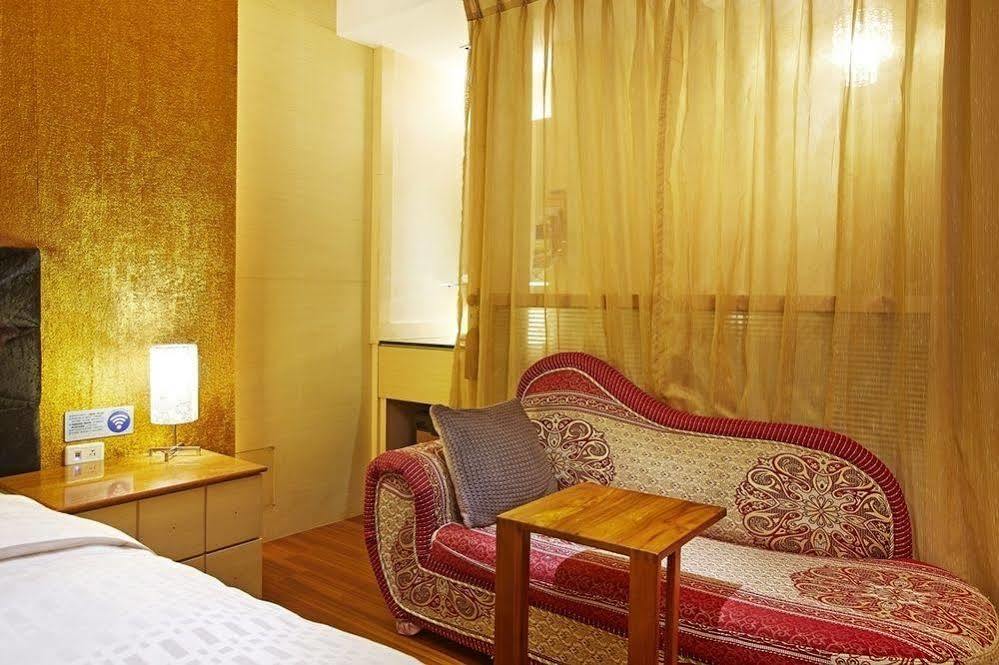 Prague Spring Boutique Motel Liucsia Kültér fotó