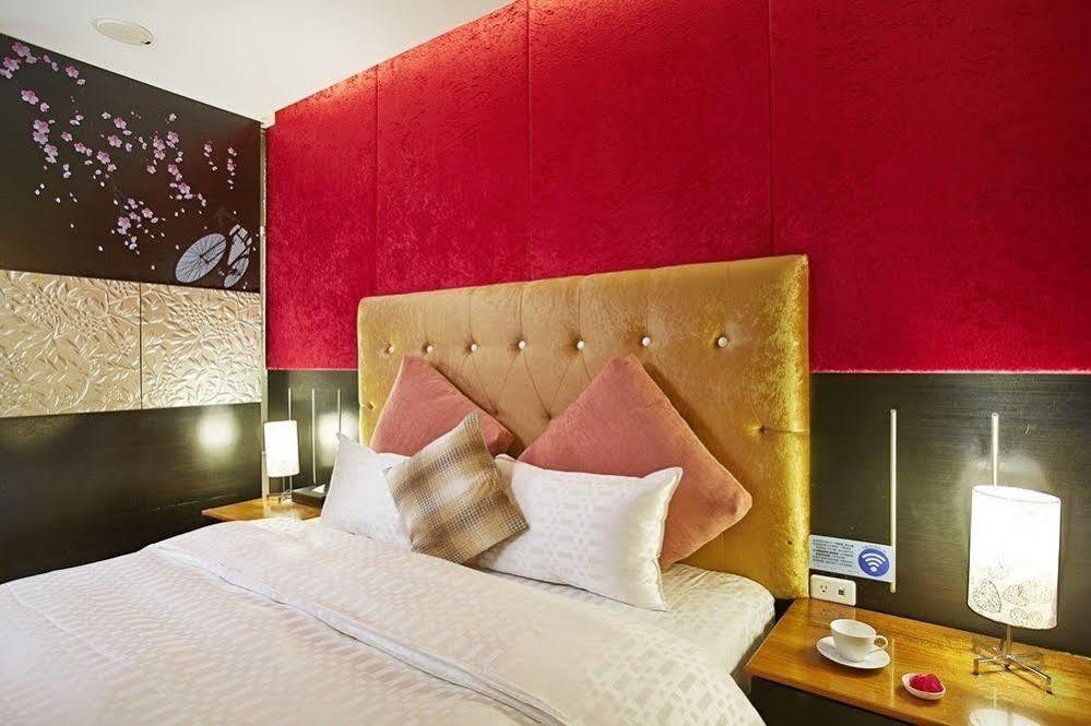 Prague Spring Boutique Motel Liucsia Kültér fotó